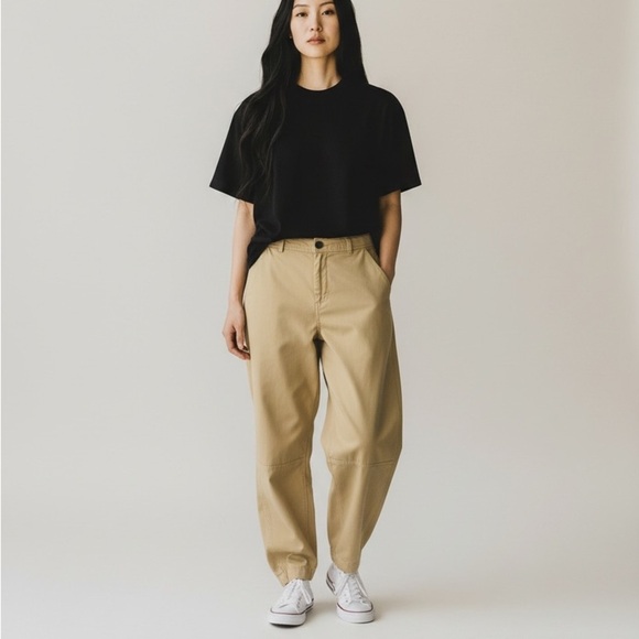 Everlane Pants - Minimalist Relaxed Pants Beige High Rise Utility Capsule Buttery Soft Size 6